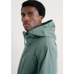 Seasalt Cornwall Men's Sailing Time Lightweight Waterproof Jacket- Coats & Jackets | Raincoats